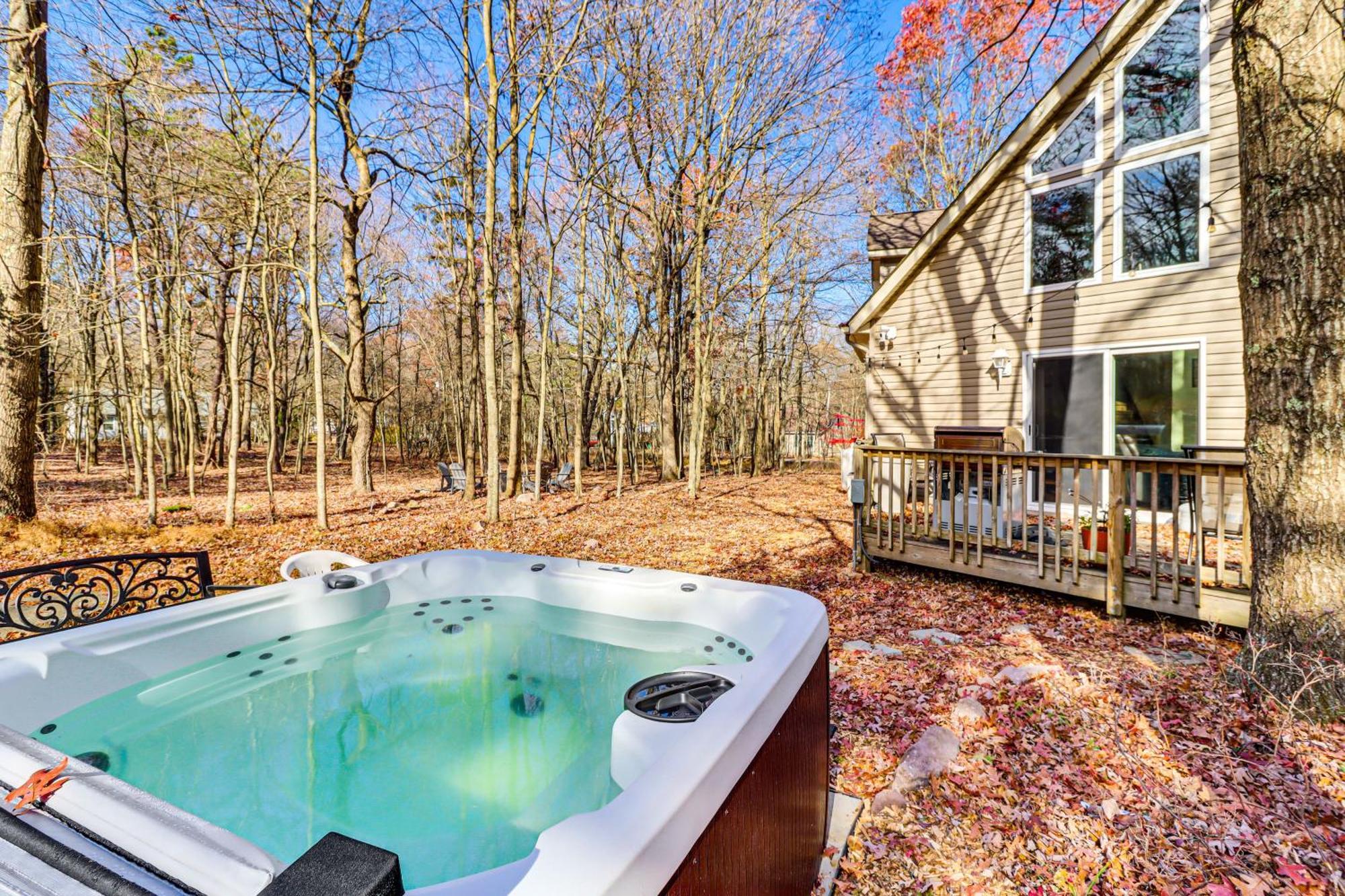 Serene Poconos With And Access!