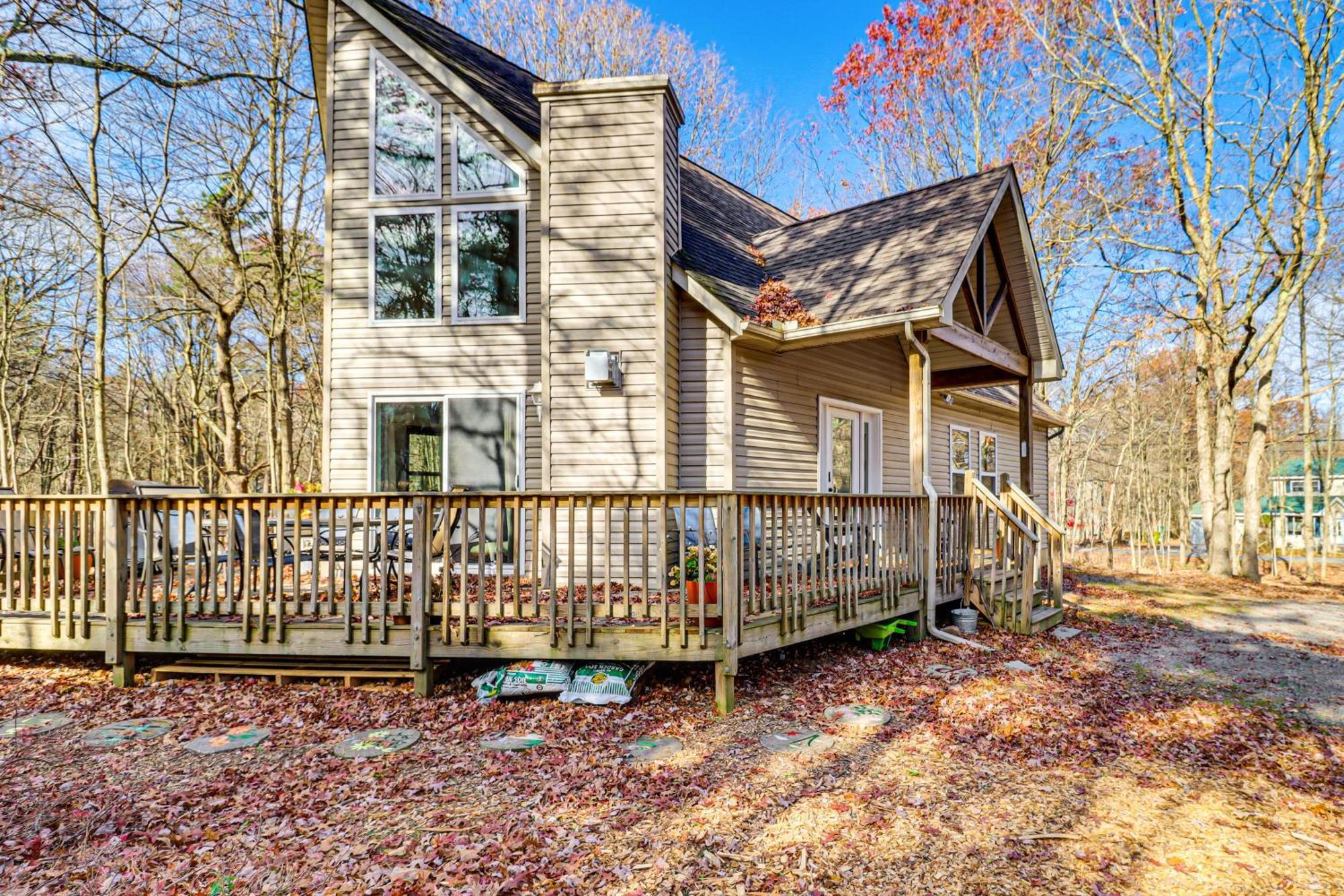 Serene Poconos With And Access! Albrightsville